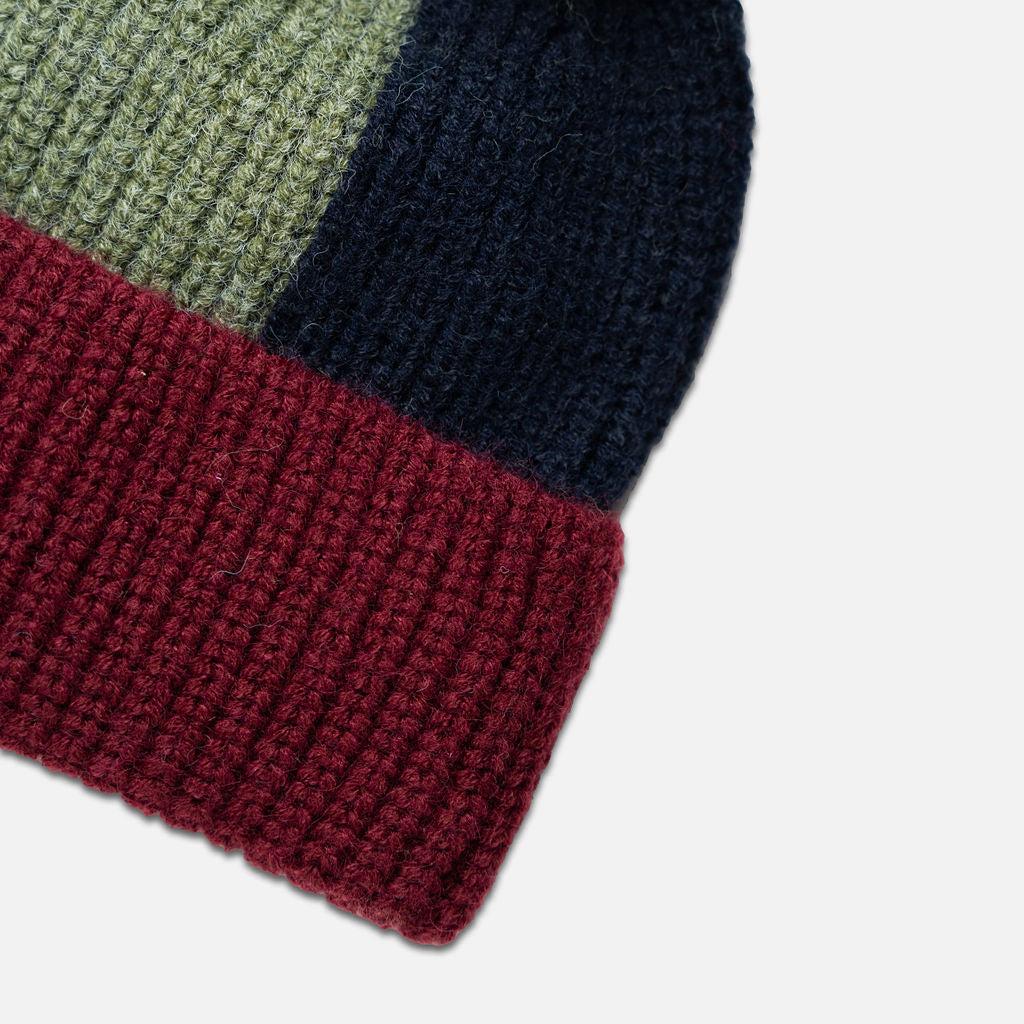 Das Ist Maurice Beanie Maroon & Navy